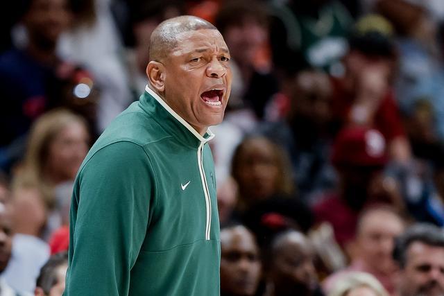 广厦：孙铭徽饱受肩伤困扰 无缘世界杯大名单