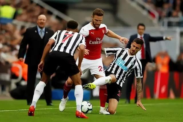 意甲-弗拉泰西双响劳塔罗破门 国米3-0恩波利